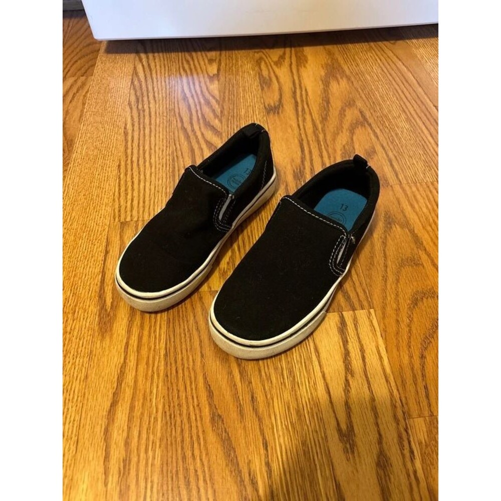 Wonder Nation Slip on Shoes Size 13